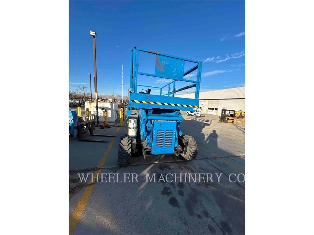 Genie GS4390 RT Saxliftar
