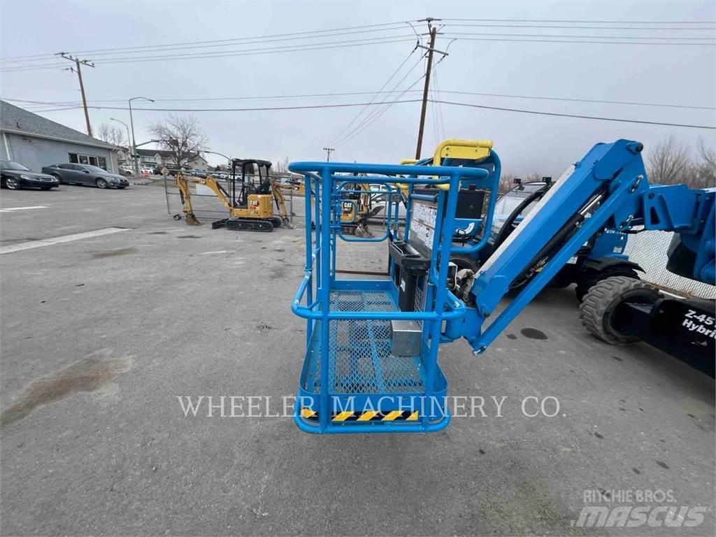 Genie GS4390 RT Saxliftar
