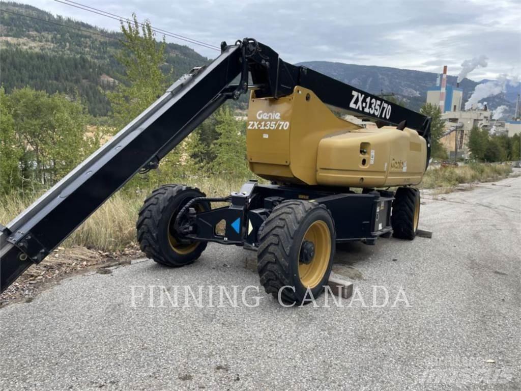 Genie JLGZX135 Bomliftar