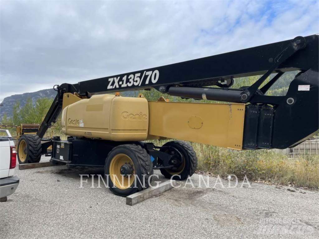 Genie JLGZX135 Bomliftar