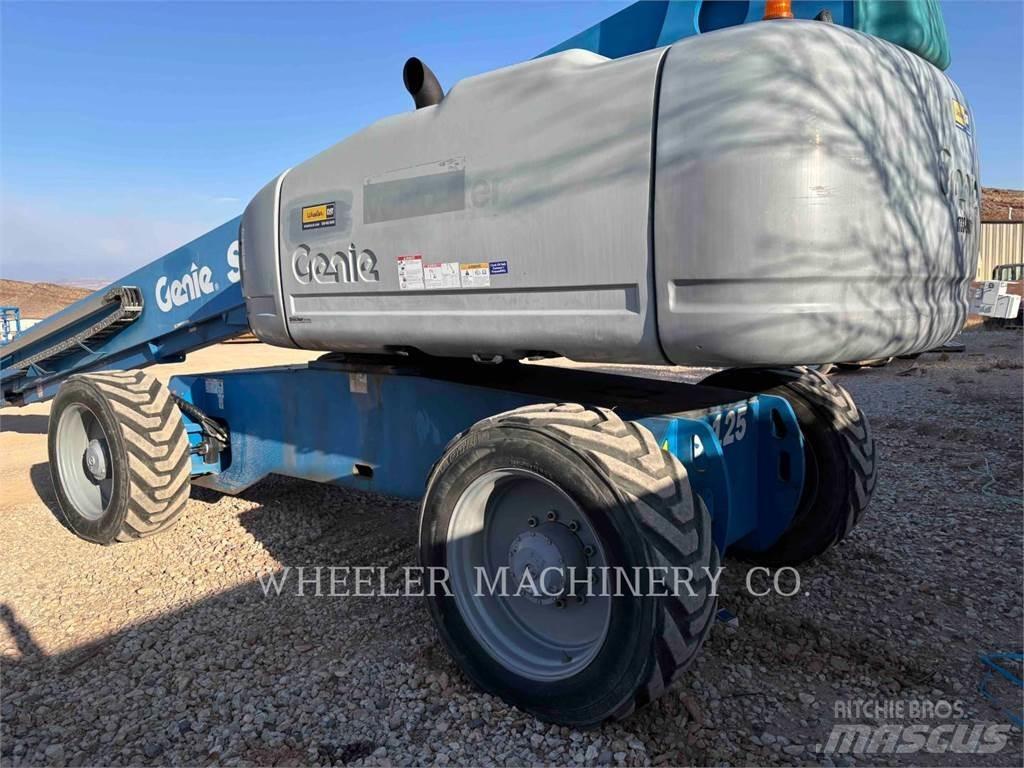 Genie S-125 Bomliftar