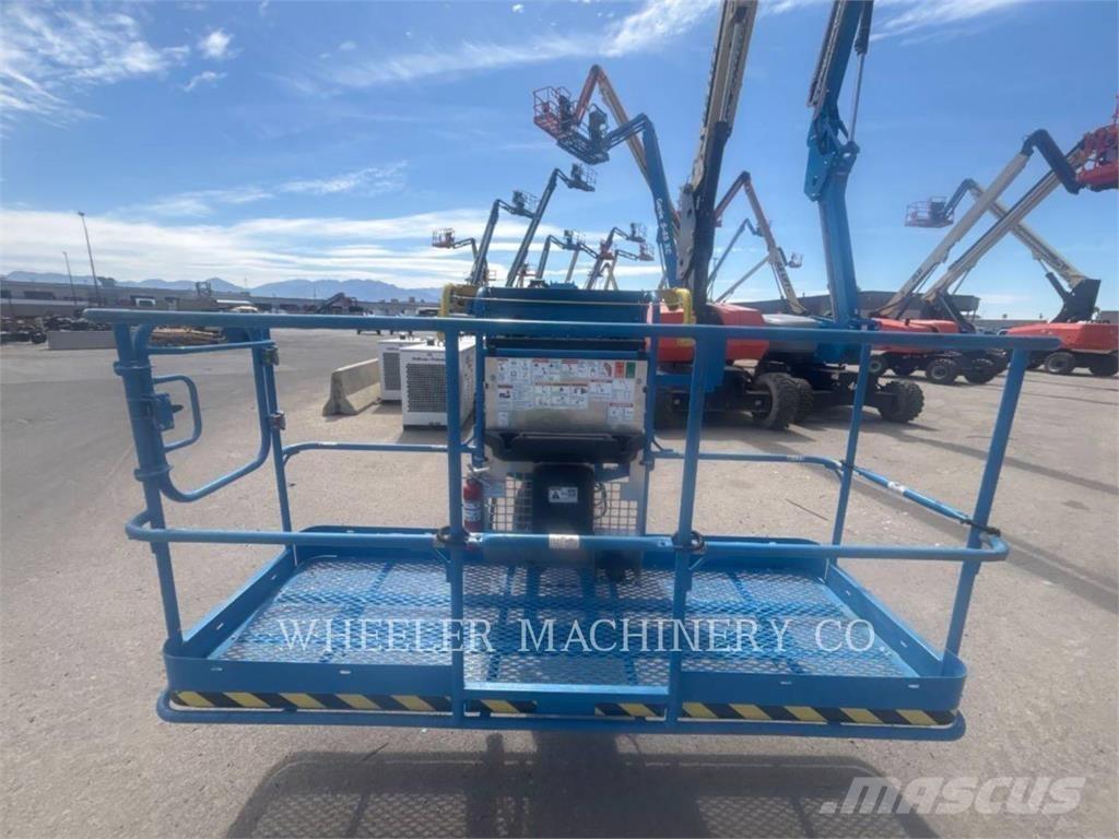 Genie S45XC SP Bomliftar