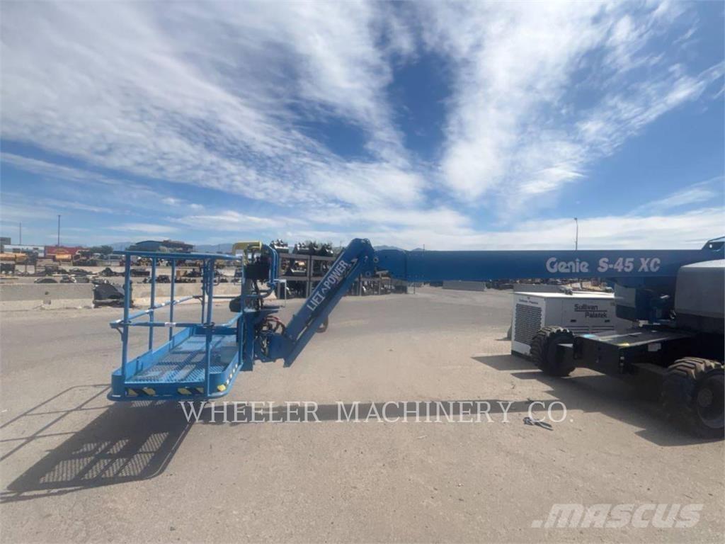 Genie S45XC SP Bomliftar