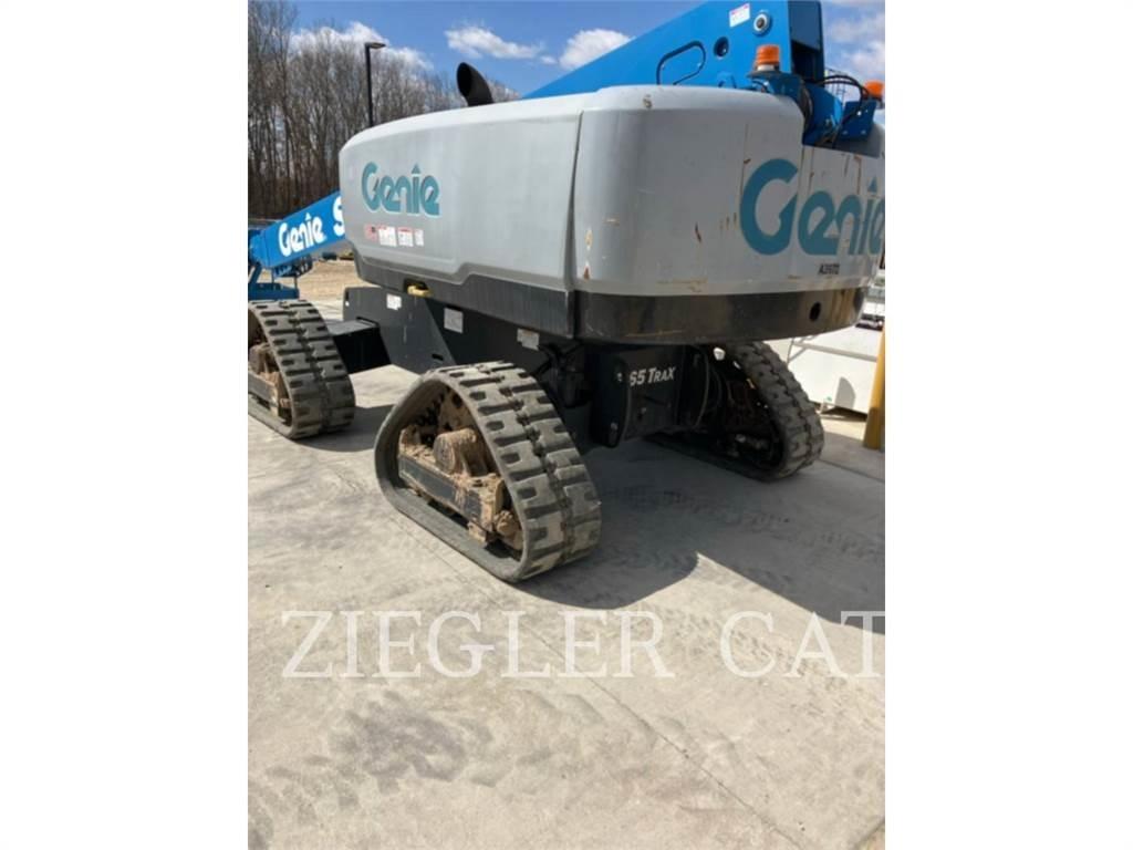 Genie S65TRAX Bomliftar