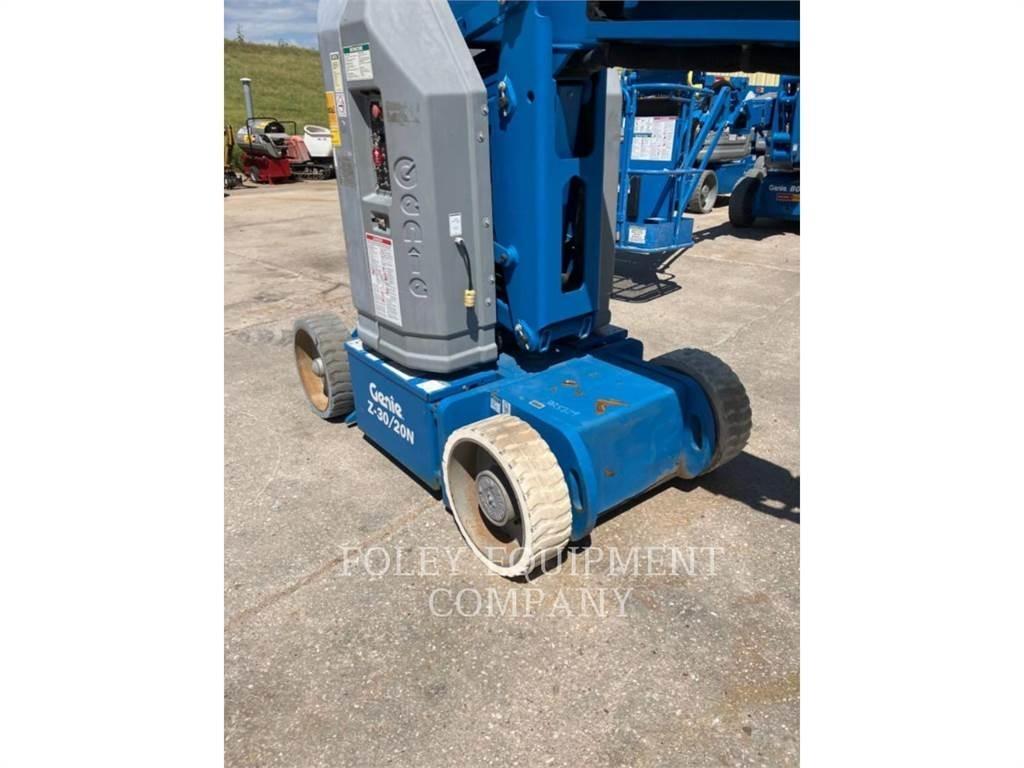 Genie Z30/20N Bomliftar
