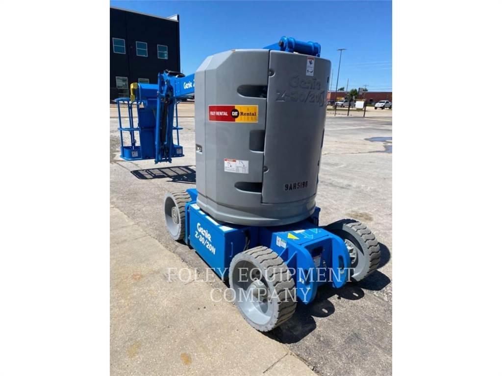 Genie Z30/20NR Bomliftar