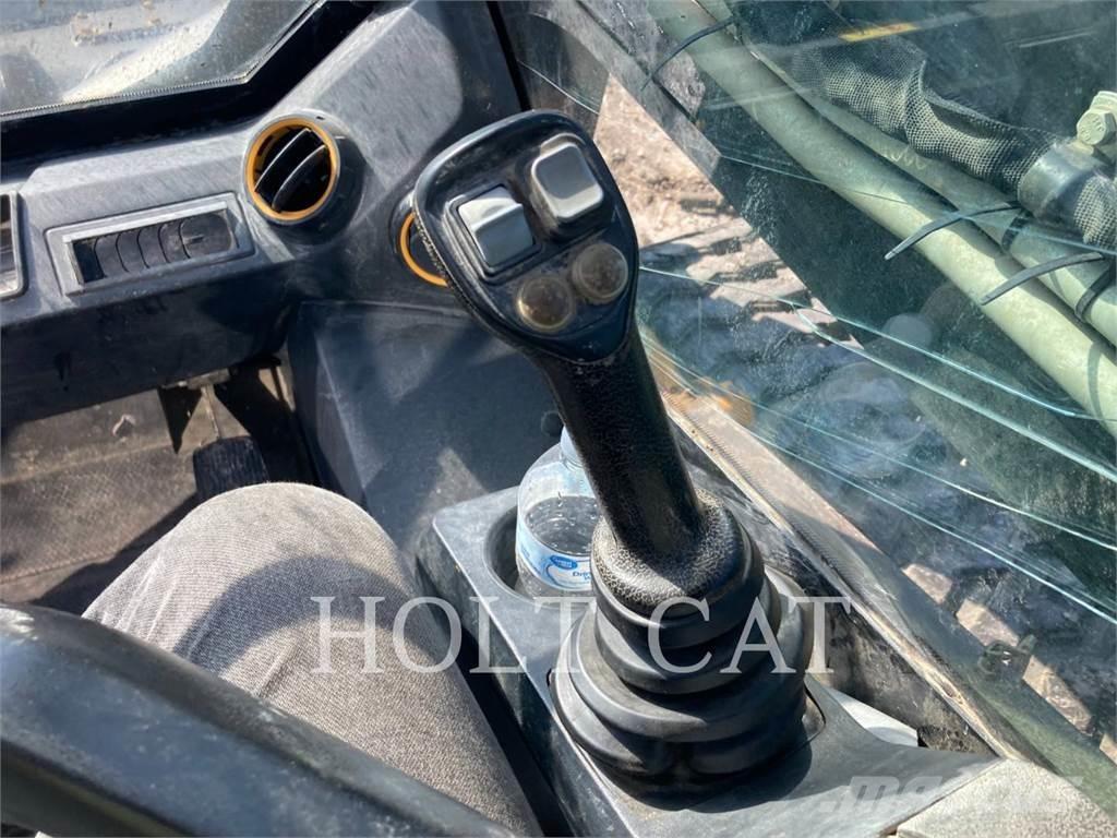JCB 270T Bandlastare