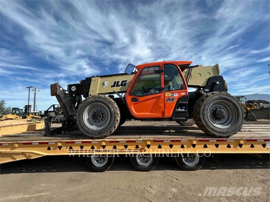 JLG 1055 Teleskoplastare