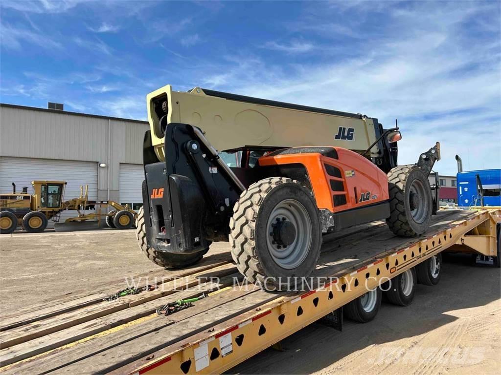 JLG 1055 Teleskoplastare