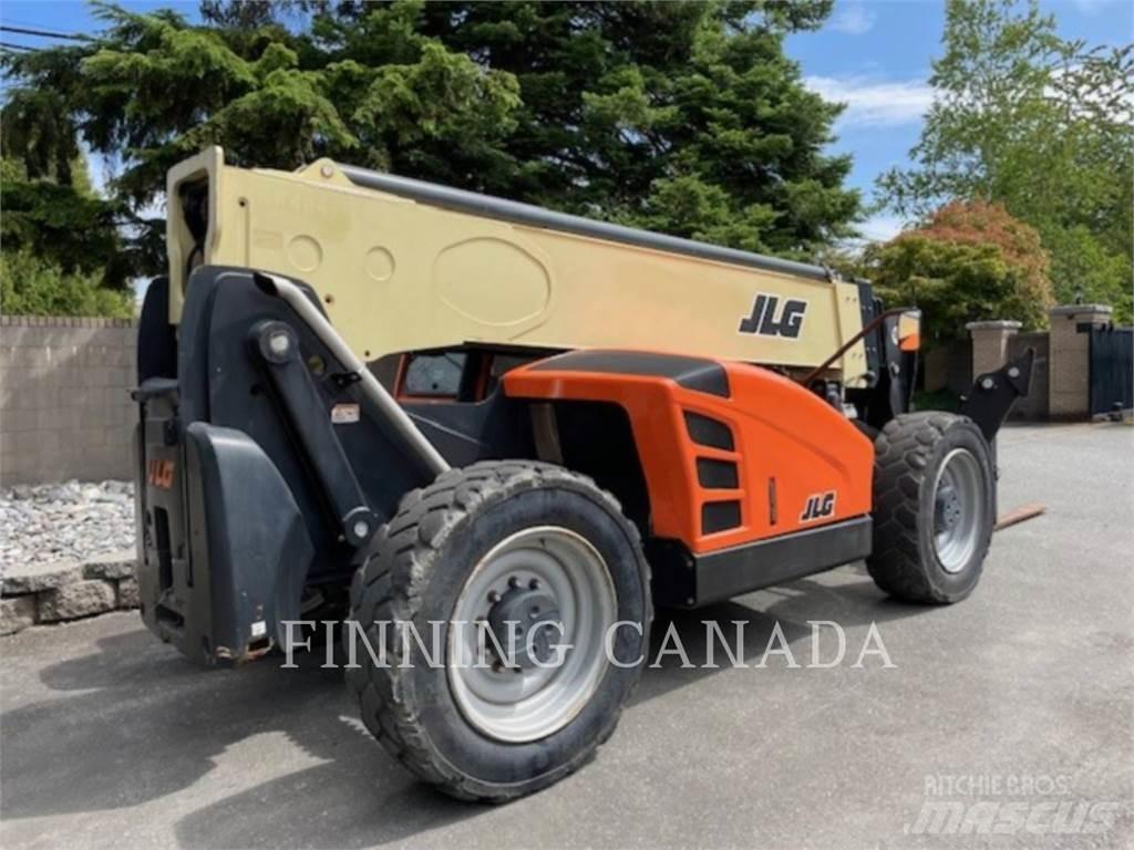 JLG 1055 Teleskoplastare
