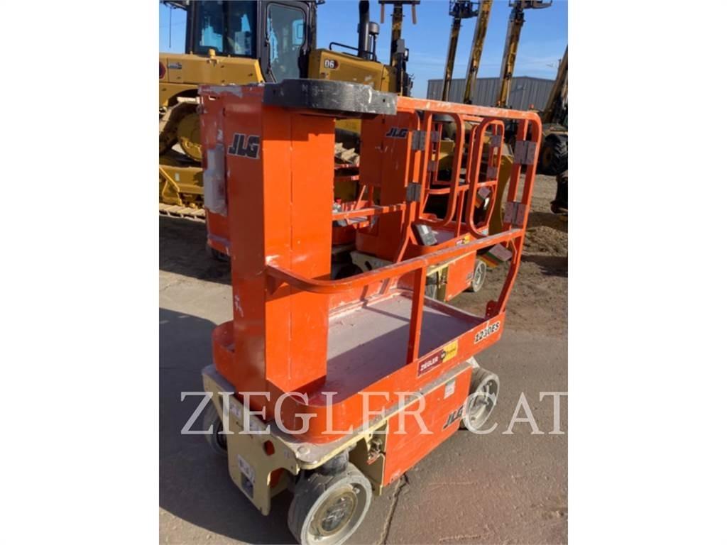 JLG 1230ES Saxliftar