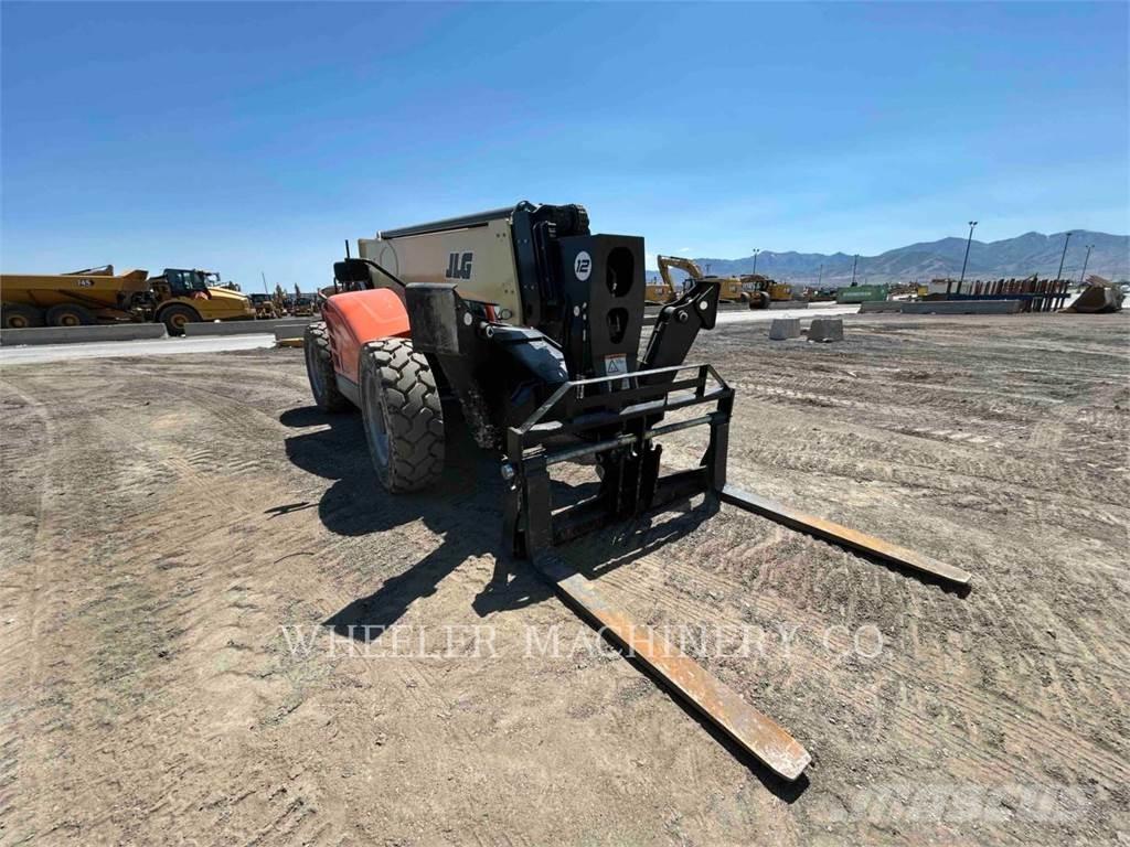 JLG 1255 Teleskoplastare