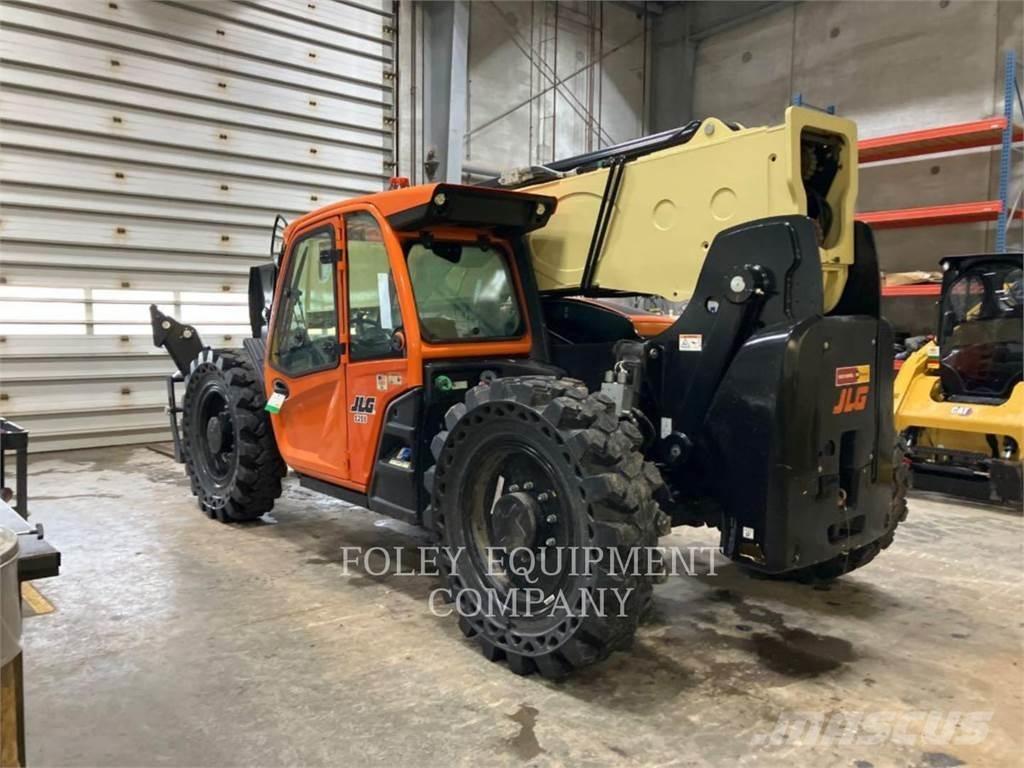 JLG 1255C Teleskoplastare