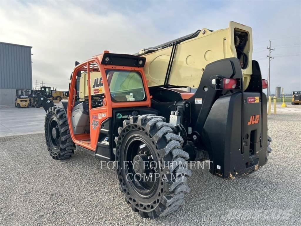 JLG 1255O Teleskoplastare