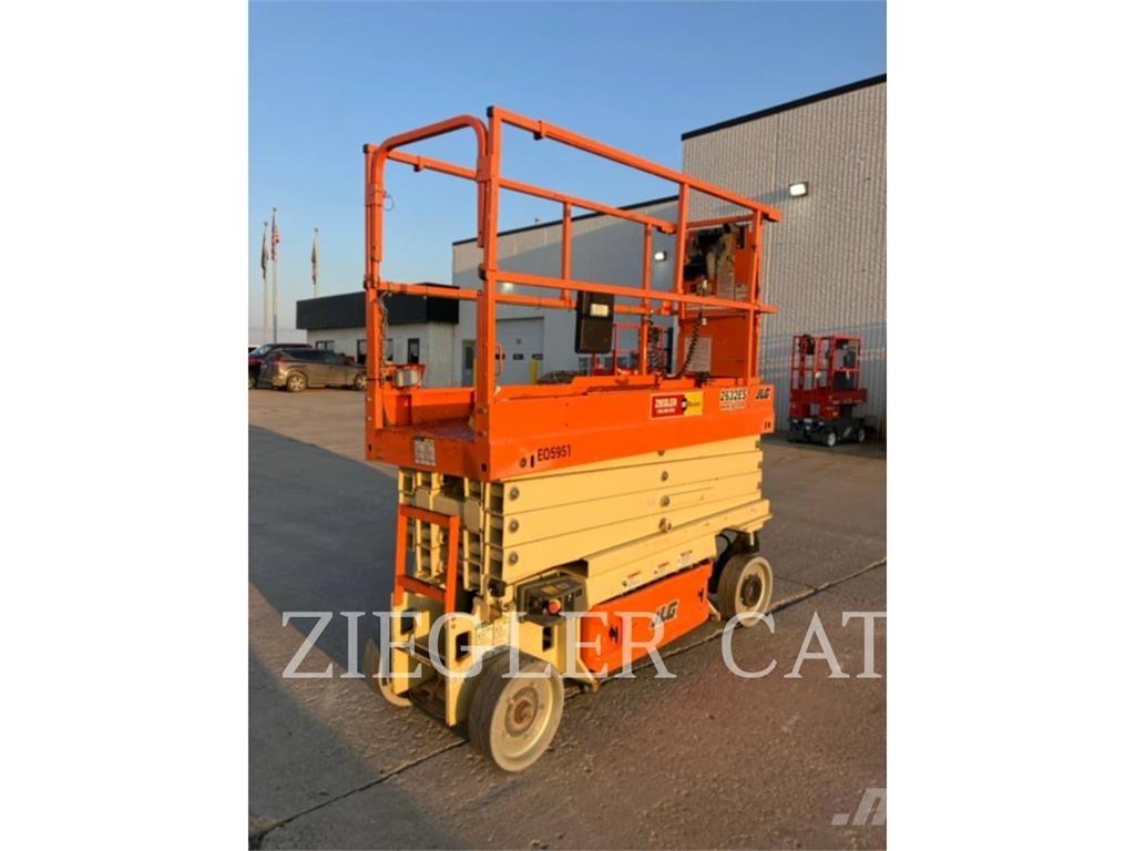 JLG 2632ES Saxliftar