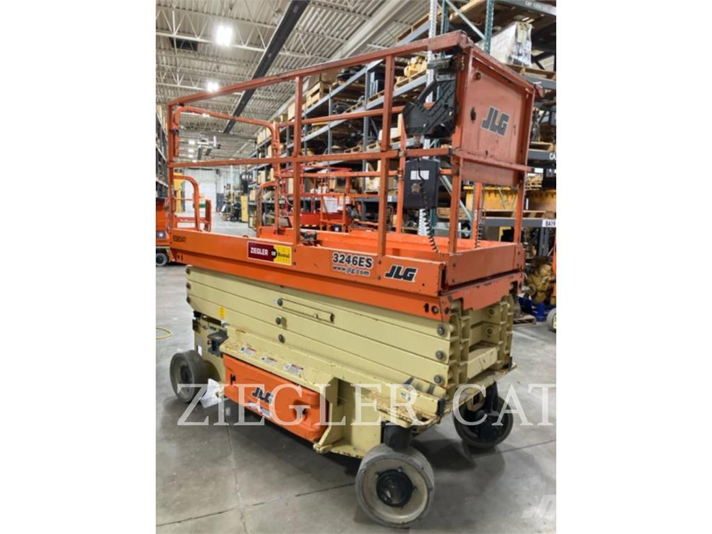 JLG 3246ES Saxliftar
