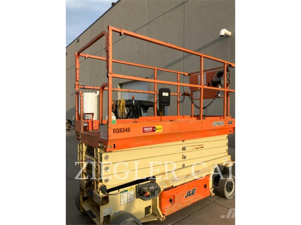 JLG 3246ES Saxliftar