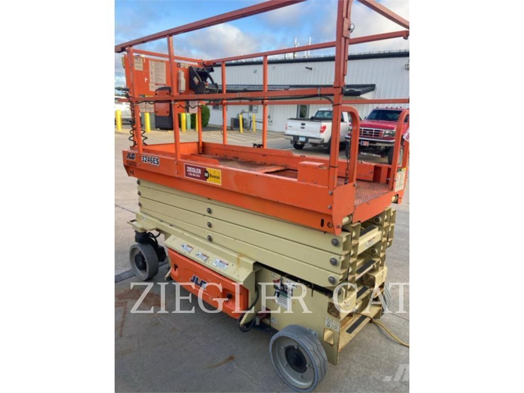 JLG 3246ES Saxliftar