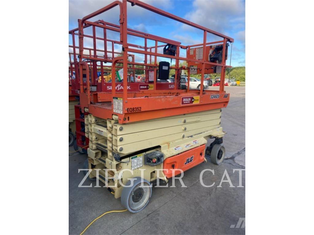 JLG 3246ES Saxliftar