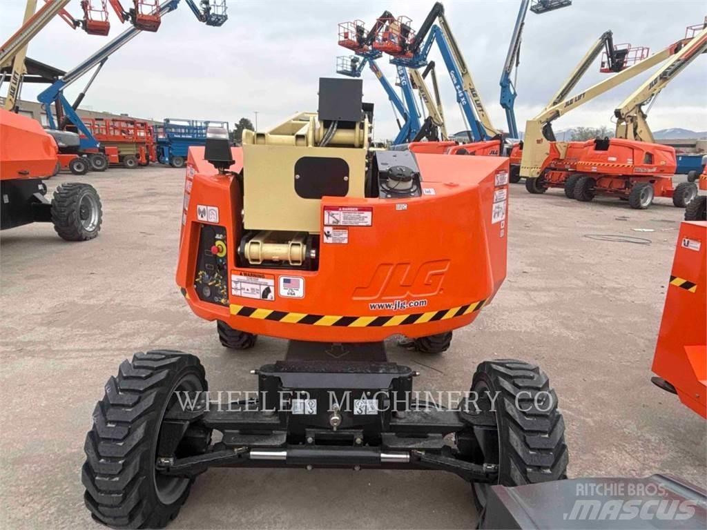 JLG 340AJ Bomliftar