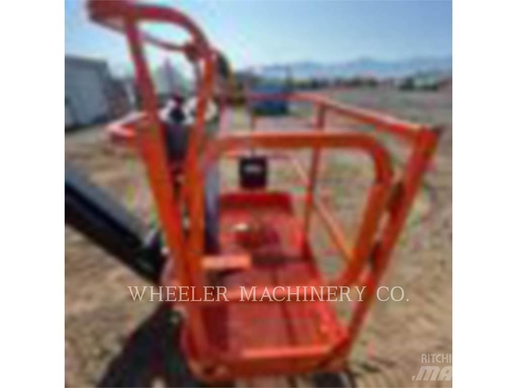 JLG 340AJ Bomliftar