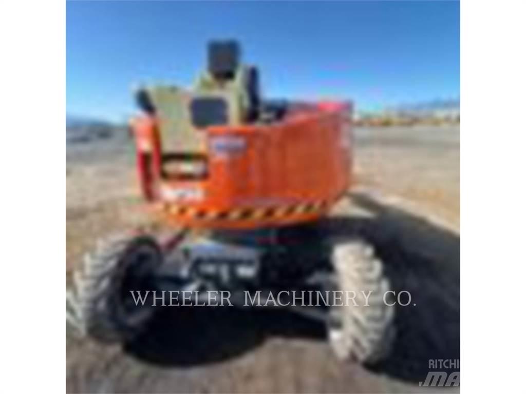 JLG 340AJ Bomliftar