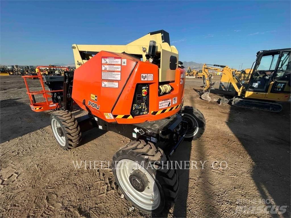 JLG 340AJ Bomliftar