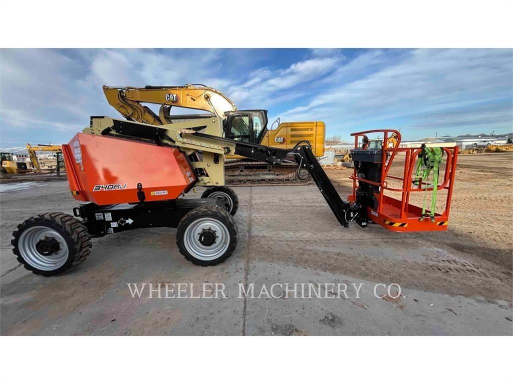 JLG 340AJ Bomliftar