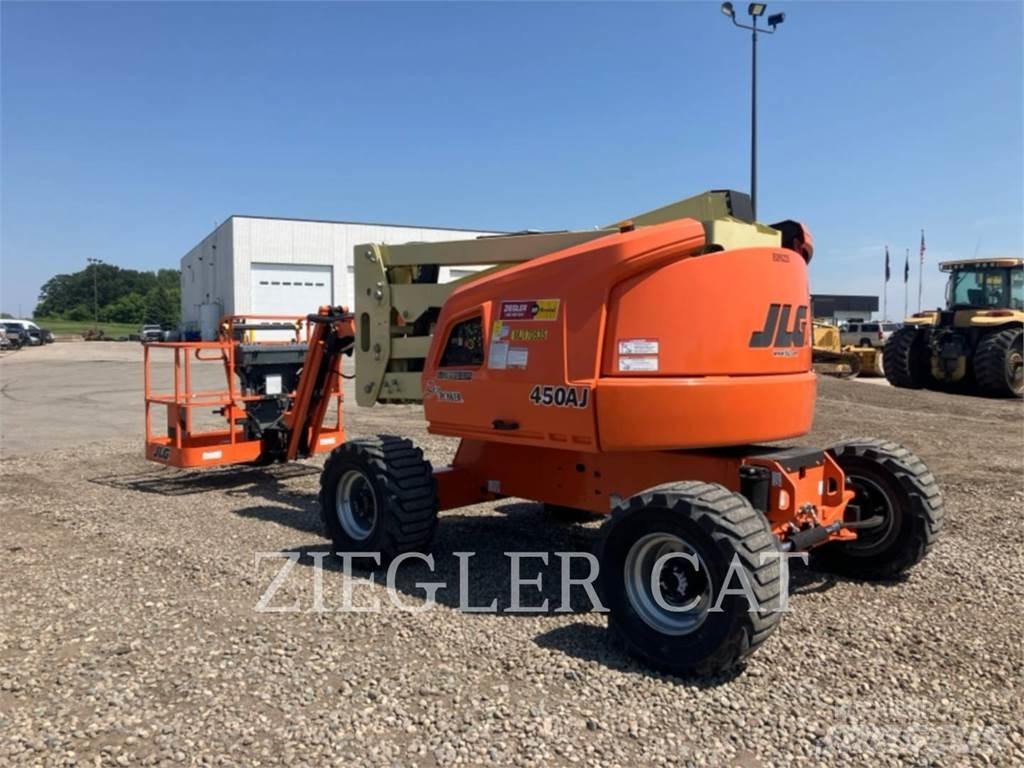 JLG 450AJ Bomliftar
