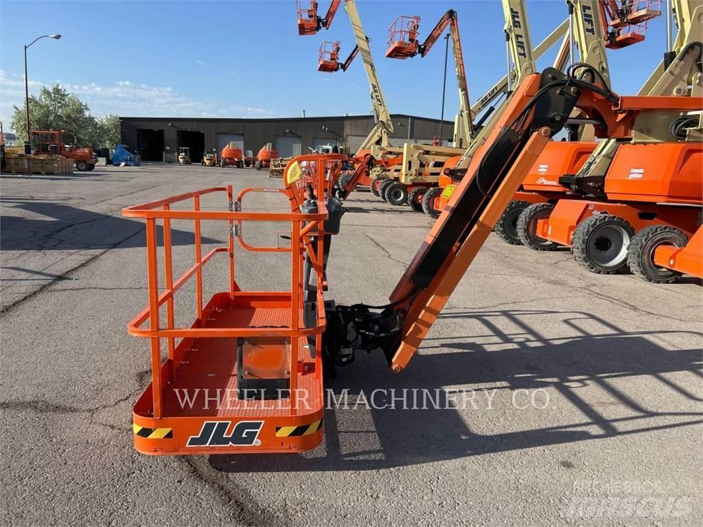 JLG 460SJ Bomliftar