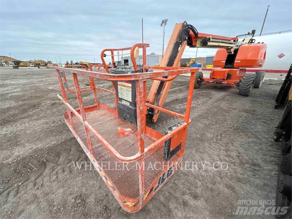 JLG 460SJ Bomliftar