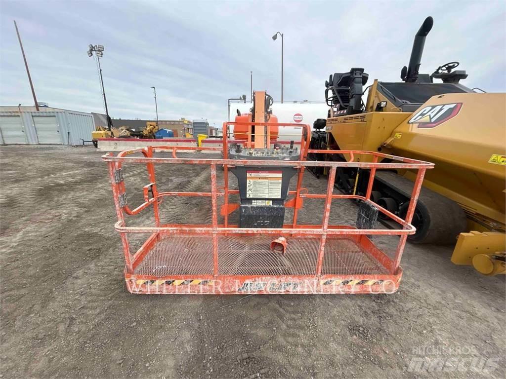 JLG 460SJ Bomliftar
