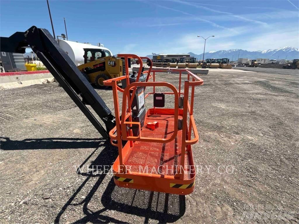 JLG 460SJ Bomliftar