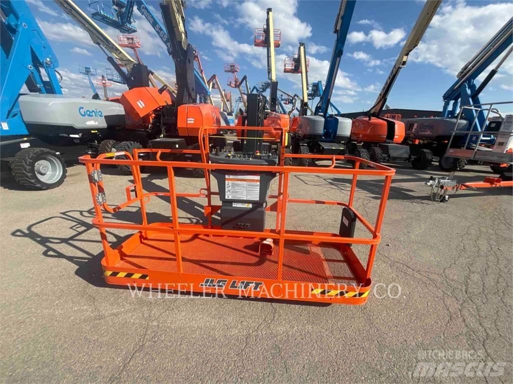 JLG 460SJ Bomliftar