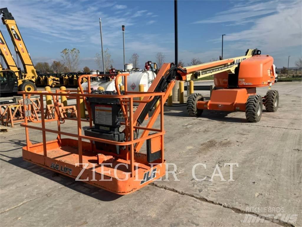 JLG 460SJ Bomliftar