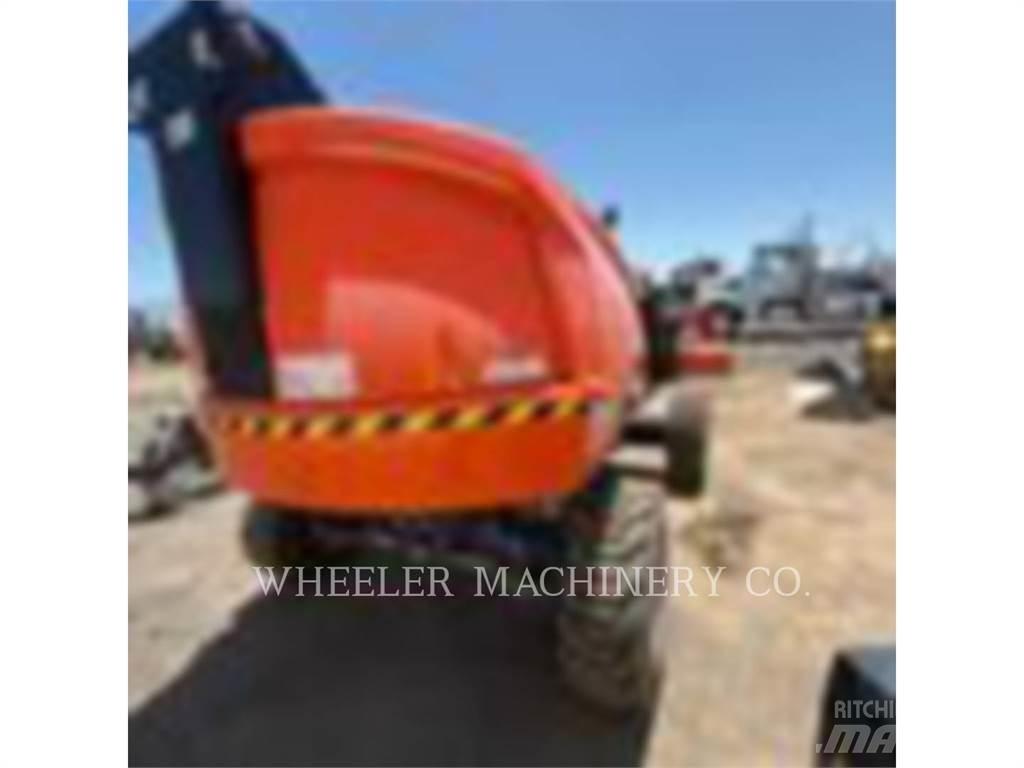 JLG 460SJ Bomliftar