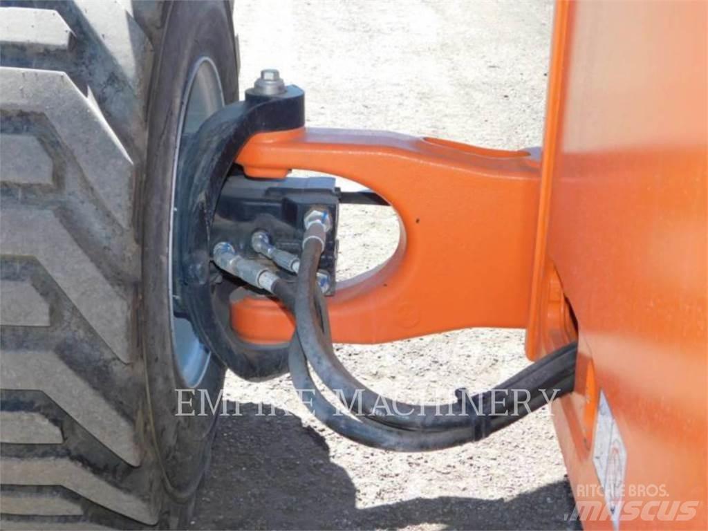 JLG 460SJ Bomliftar