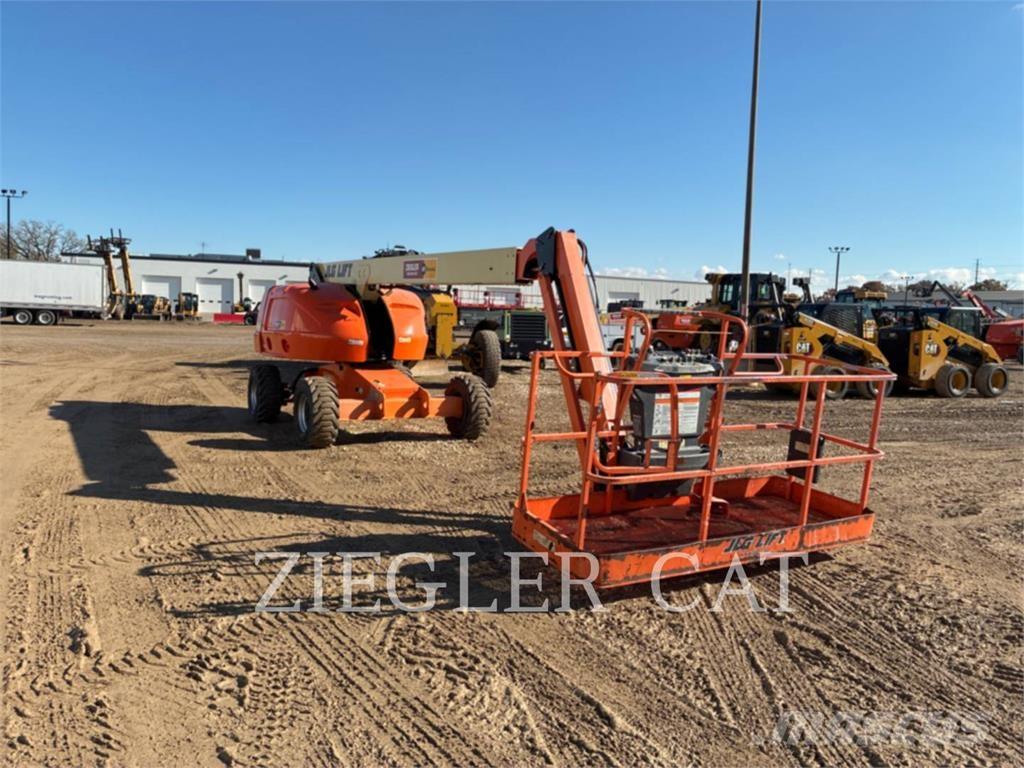 JLG 460SJ Bomliftar
