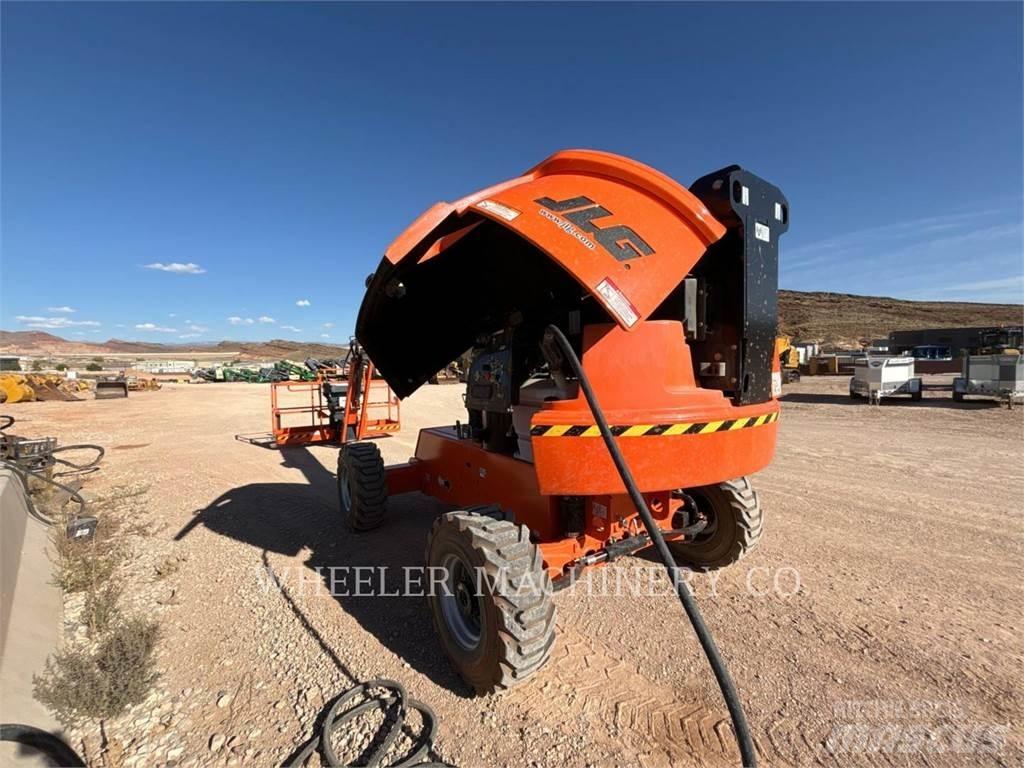 JLG 460SJ SP Bomliftar