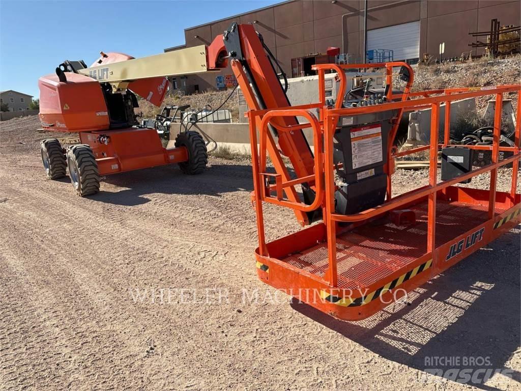 JLG 460SJ SP Bomliftar