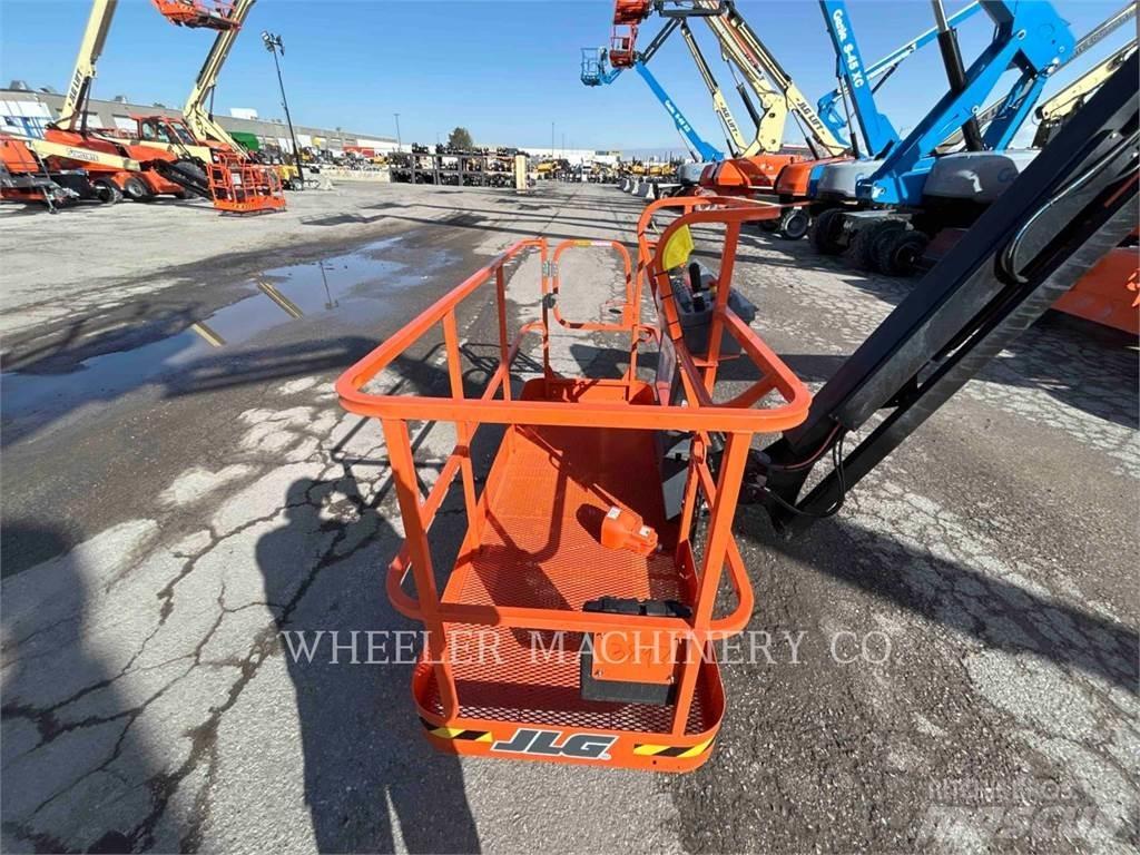 JLG 460SJ SP Bomliftar