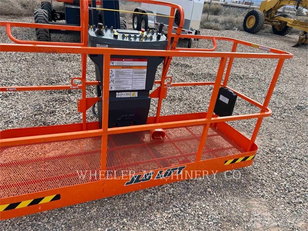 JLG 460SJ SP Bomliftar