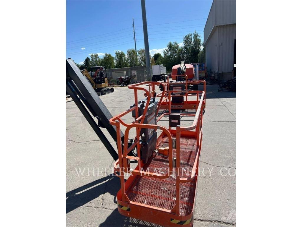 JLG 460SJ SP Bomliftar