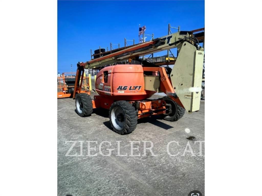 JLG 600AJ Bomliftar