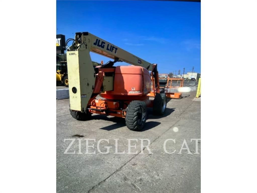 JLG 600AJ Bomliftar