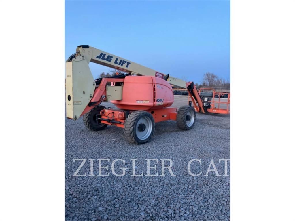 JLG 600AJ Bomliftar