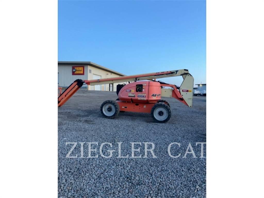 JLG 600AJ Bomliftar