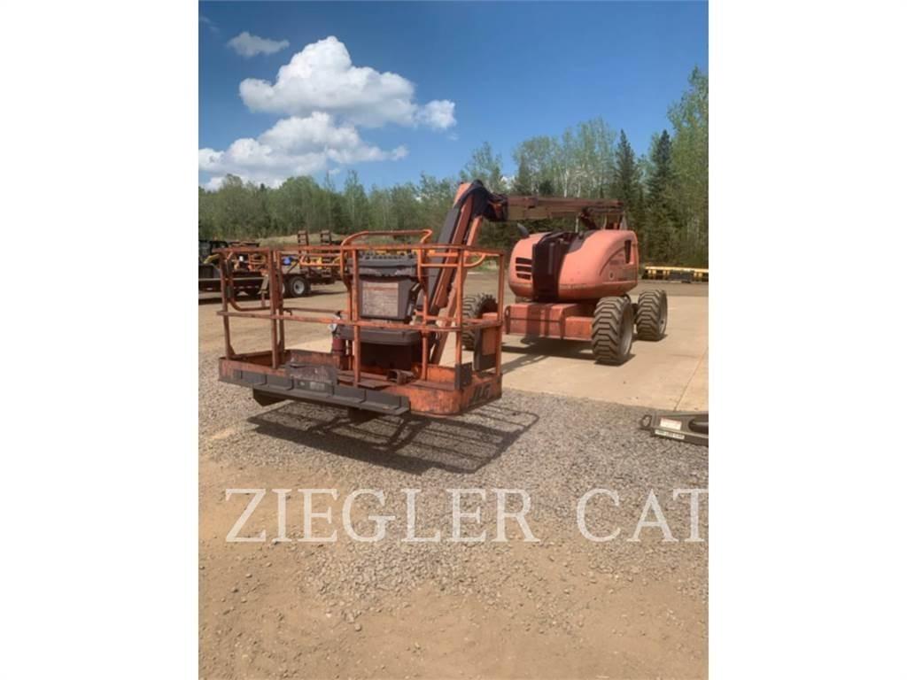 JLG 600AJ Bomliftar