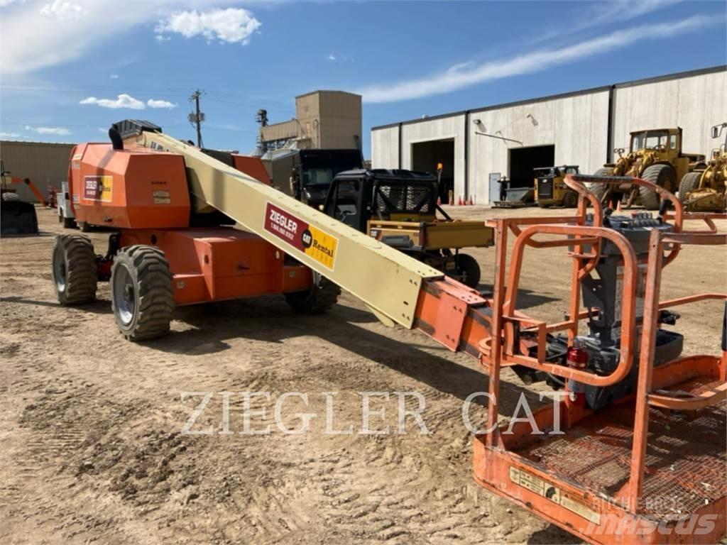 JLG 600S Bomliftar