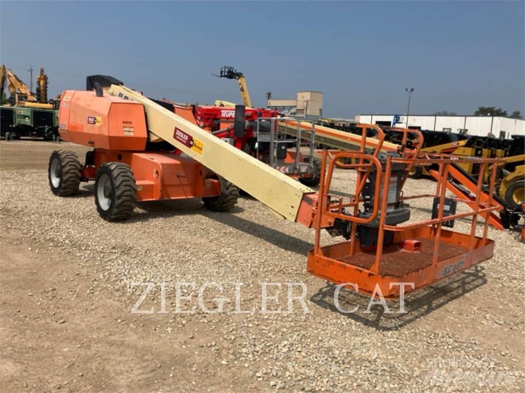 JLG 600S Bomliftar